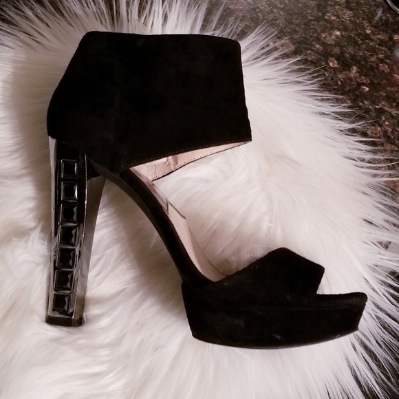 Michael Kors Shoes - Michael kors josie blk suede sandals size 6.5